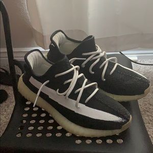 Yeezy 350 v2 triple white size 10